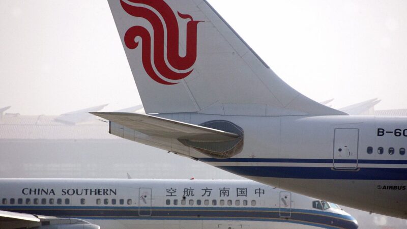 中國3大航空公司去年預虧超300億 平均日虧約1億
