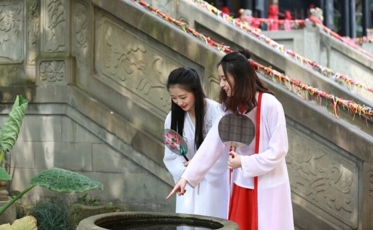 古代精醫術者施奇術 婢女死而復生換新牙