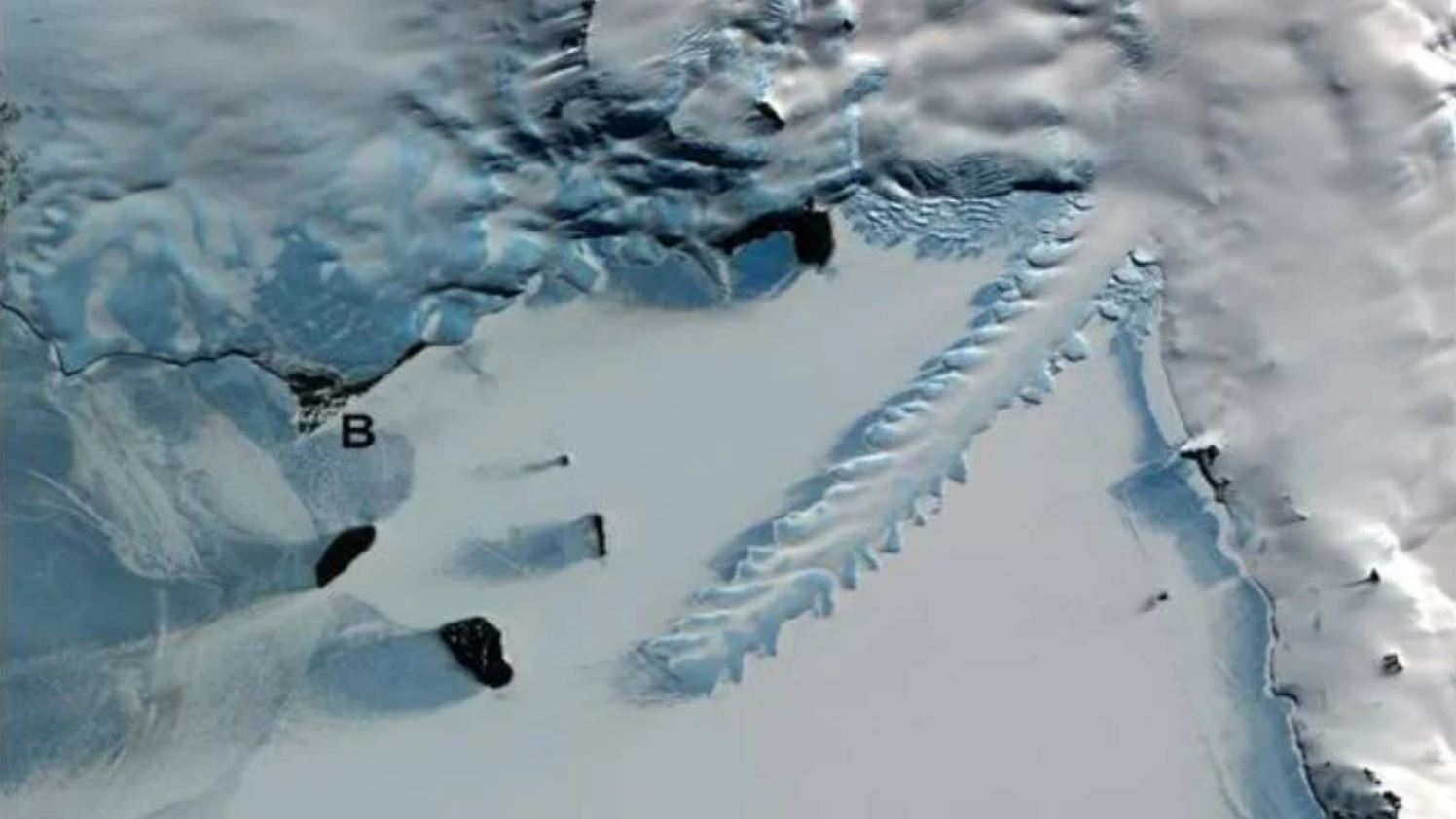南极冰川惊现10公里齿轮状冰墙UFO坠落的痕迹？ | NASA | 锯齿状物体| 新唐人电视台