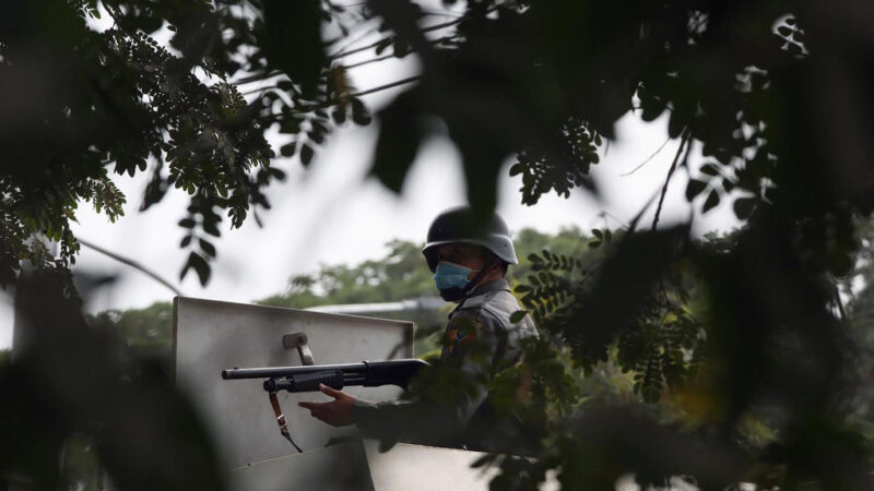 開槍鎮壓 緬甸軍警突襲第二大城釀2死20傷