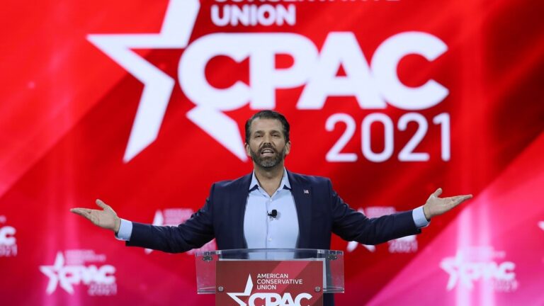 CPAC小川普: 拜登執政頭30天是場災難