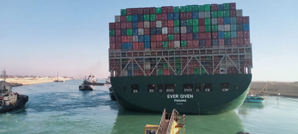 苏伊士运河恢复航运 巨额损失恐面临诉讼