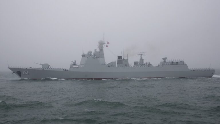 英媒：中共軍隊裝備嚇人 實際戰鬥力未必如此