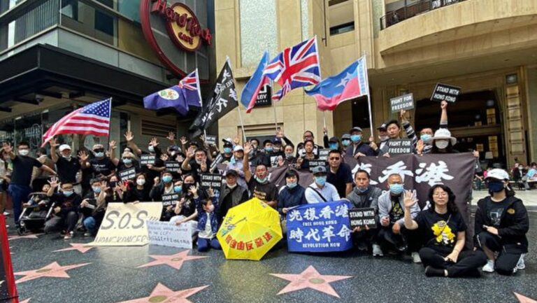 奧斯卡頒獎同日 星光大道上演香港反送中