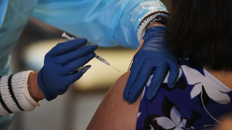 美广泛接种疫苗病例数仍上升 年轻人比例增加
