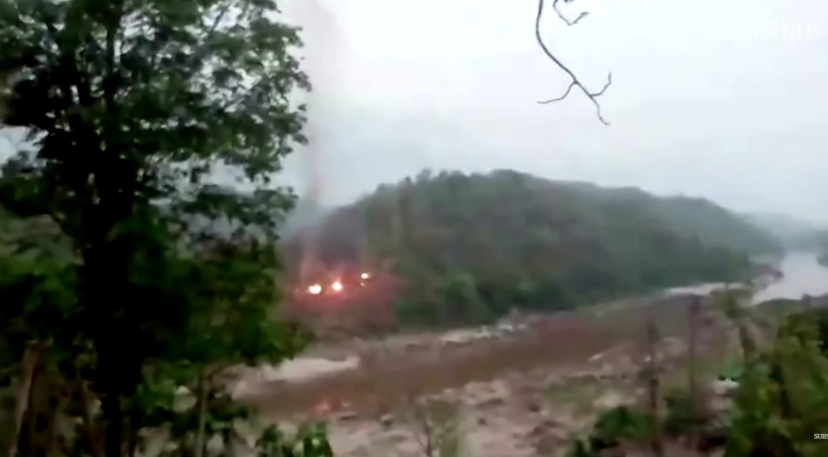緬甸東部與泰國邊界附近的一處緬軍前哨基地,27日上午爆發激烈交戰。(視頻截圖)