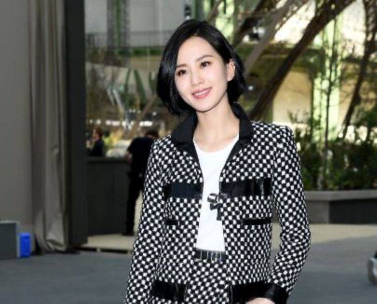 劉詩詩自曝當媽超甜蜜 育兒經獲讚堪稱教科書