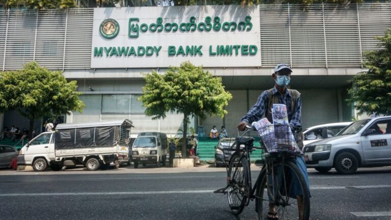 緬甸暴力反抗事件頻發 軍方銀行遭炸彈襲擊