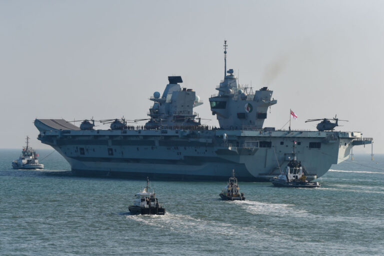 英航母擬避過台灣海峽停靠日本 與自衛隊聯合演習