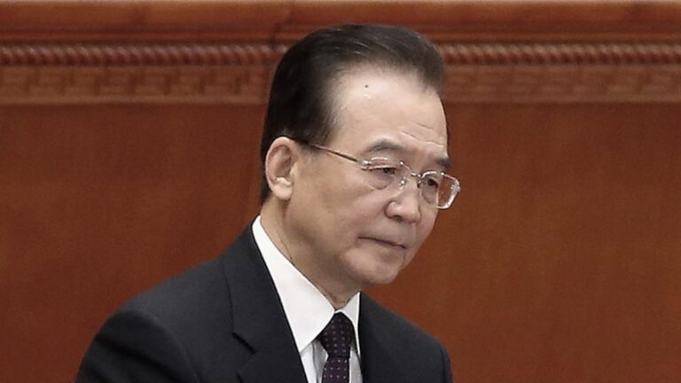 袁斌：由溫家寶祭母長文引出的一個重要問題