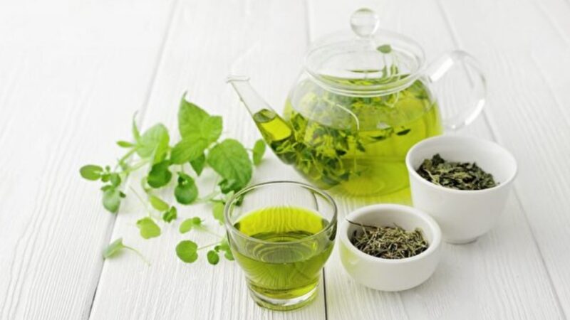 常喝绿茶的五大好处和两个副作用