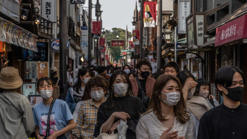 日本疫情仍嚴峻 擬延長實施緊急事態宣言