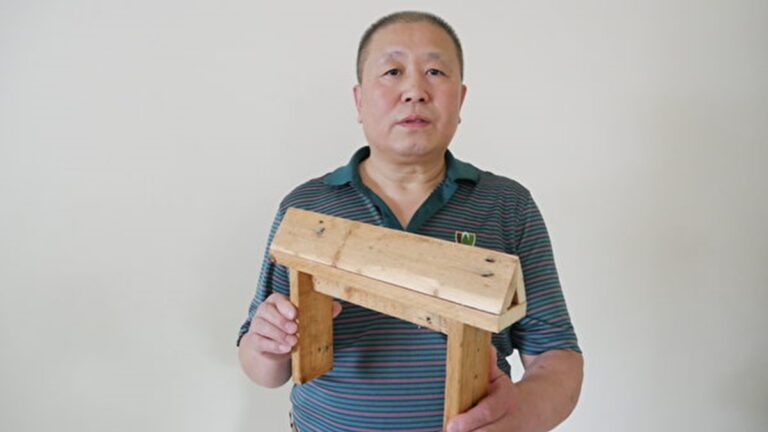 【中共百種酷刑】帶「尖刃」的小板凳