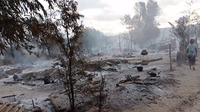 缅甸军方纵火烧村 200民宅成灰烬2老人被烧死