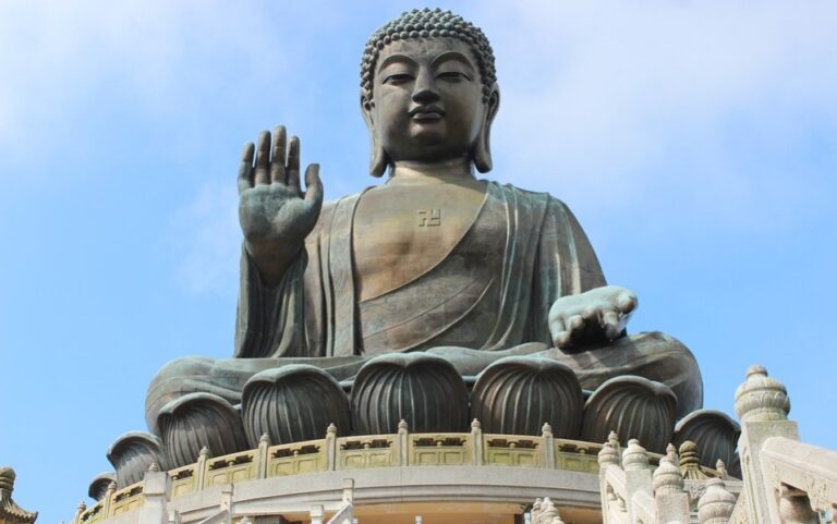 毀神像拆寺院 遭現世報還殃及全家