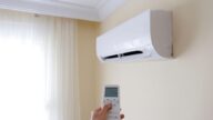 黑龍江漠河高溫破35℃ 北極村民宿裝冷氣