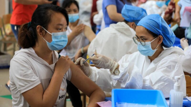 中共专家承认国产疫苗不能预防感染 网友怒轰