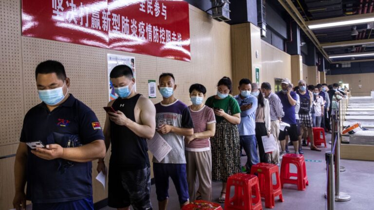 不打不讓回家！ 中國接種疫苗又轉強制（視頻）
