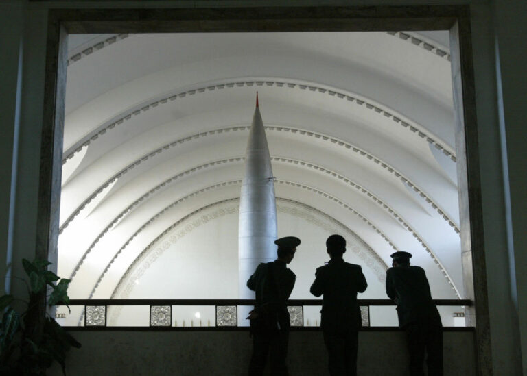 美情報和衛星圖像揭中共幫沙特製造彈道導彈