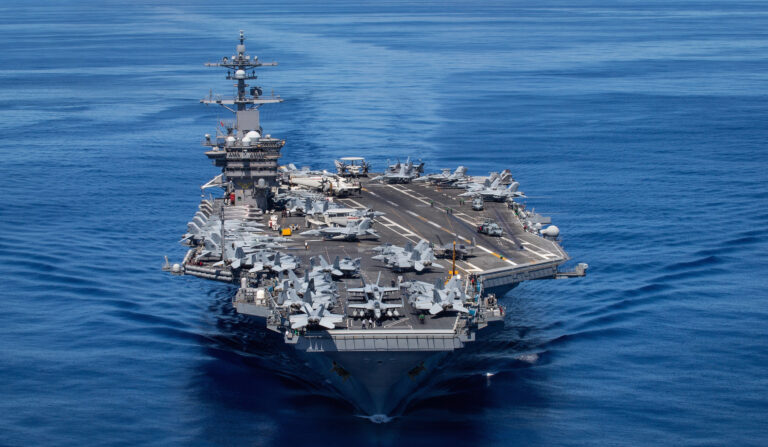 沈舟：卡爾文森號航母全新艦隊抵夏威夷