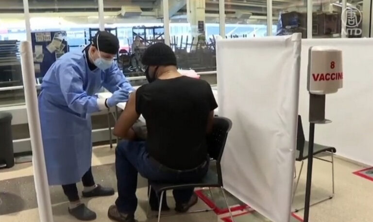 疫情升溫 紐約州將強制公務員和醫護接種疫苗