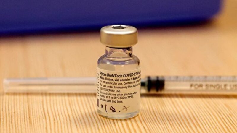 輝瑞疫苗保護力降至不足50% 原因一篇看懂