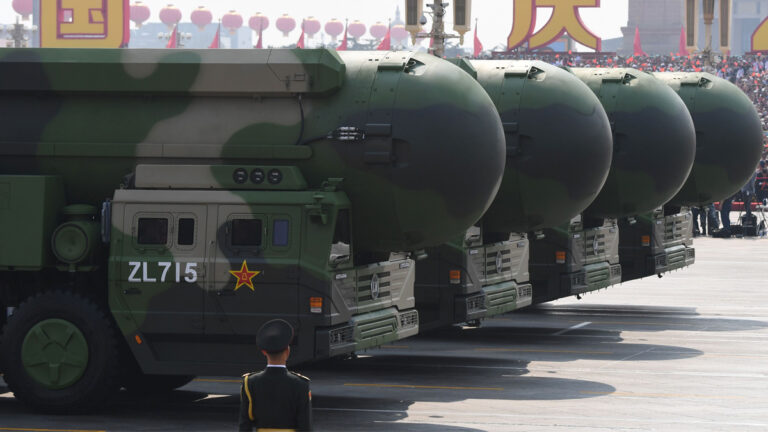 衛星圖像：中共正在建100多個核導彈發射井