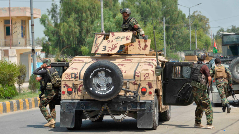 塔利班活動升級 一個月搶政府軍700多輛軍車