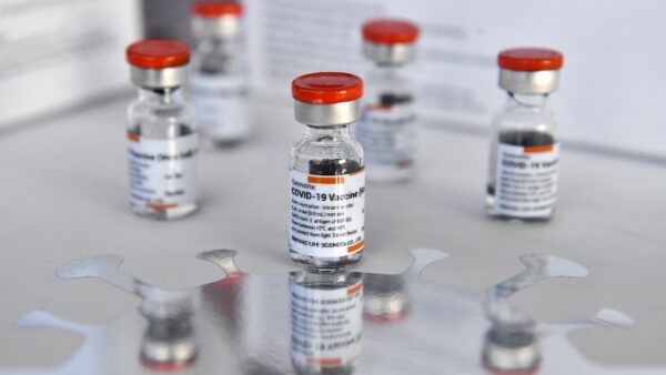港大：三針科興疫苗產生的抗體不足對抗Omicron