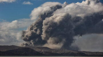 菲律賓塔爾火山噴發 致毒霧霾瀰漫居民逃離家園