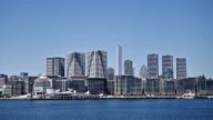 东京奥运压力空前 疫情攻进奥运村