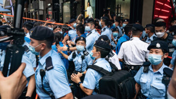 香港七一游行被禁 逾万警力戒备 国际关注