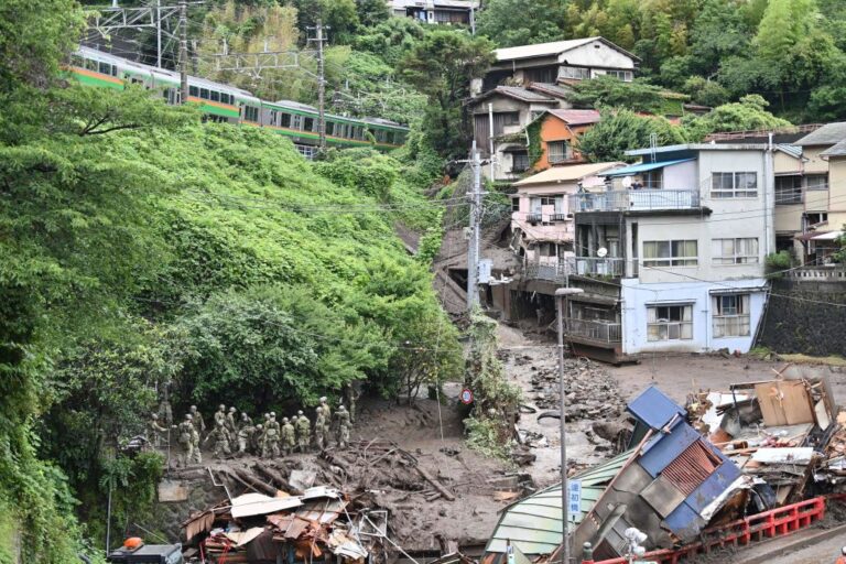 日本熱海市大規模土石流 已知3死80人失聯