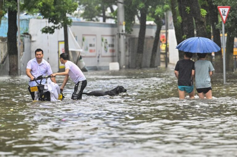 颱風烟花直撲浙江 3因素組合極端危險(組圖)