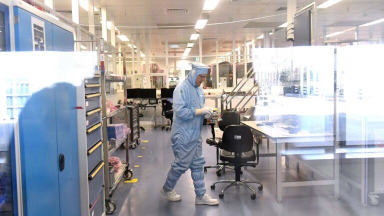 專家：中共買不到荷蘭光刻機 發展芯片業如天方夜譚