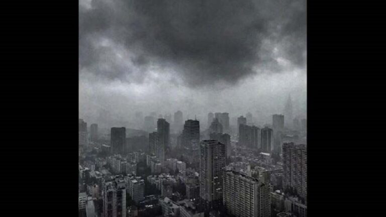 南京上海白晝突變黑夜 狂風暴雨齊來