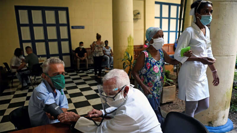 古巴疫情急速惡化 被報驚現「萬人坑」