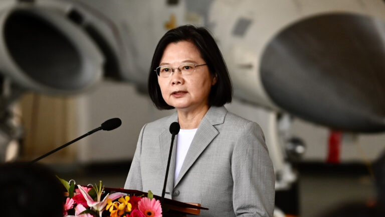 譴責阿富汗恐襲 蔡英文：台灣與美國站在一起