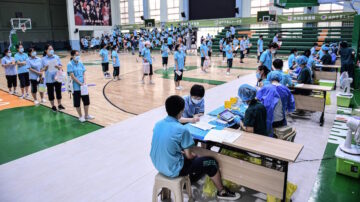 大陸強制學生打疫苗 家長反彈