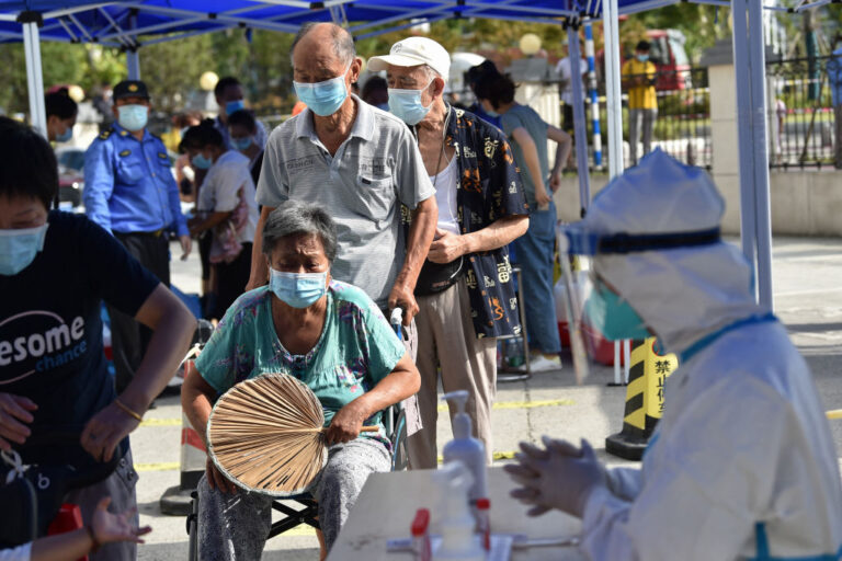 江蘇徐州爆疫情 地鐵、長途客運叫停 學校停課