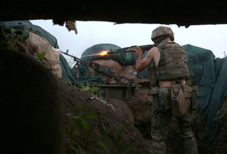 烏克蘭東部衝突不斷 烏軍3死10傷