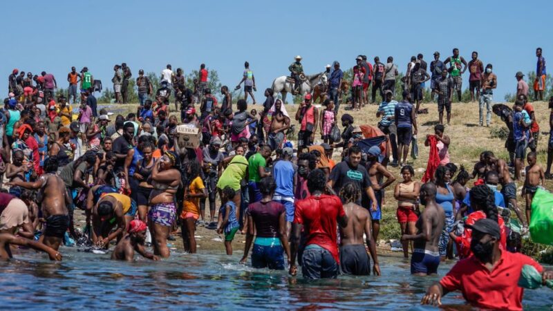 美國土安全部長：1.2萬海地非法移民被釋放入境