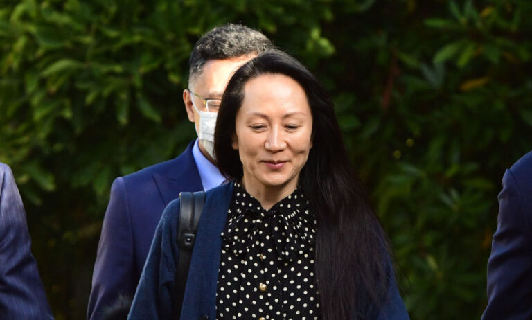 用包機接孟晚舟回國 網民估花了多少錢