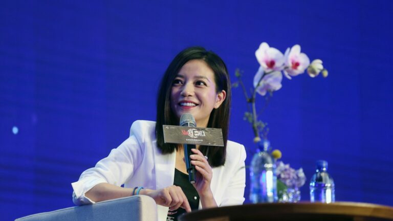 李正寬：中紀委插手娛樂圈 背後藏何玄機？