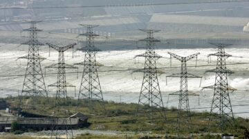 【禁闻】电荒未解 广州深圳多地取消十一烟火秀