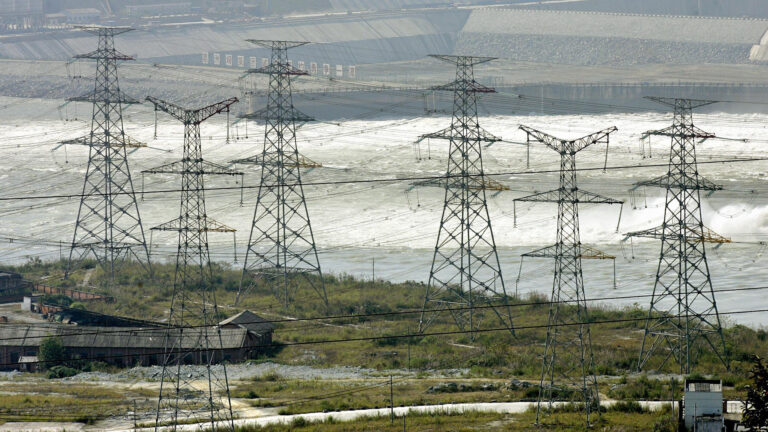 無預警大規模限電致停工 中共意在何為？