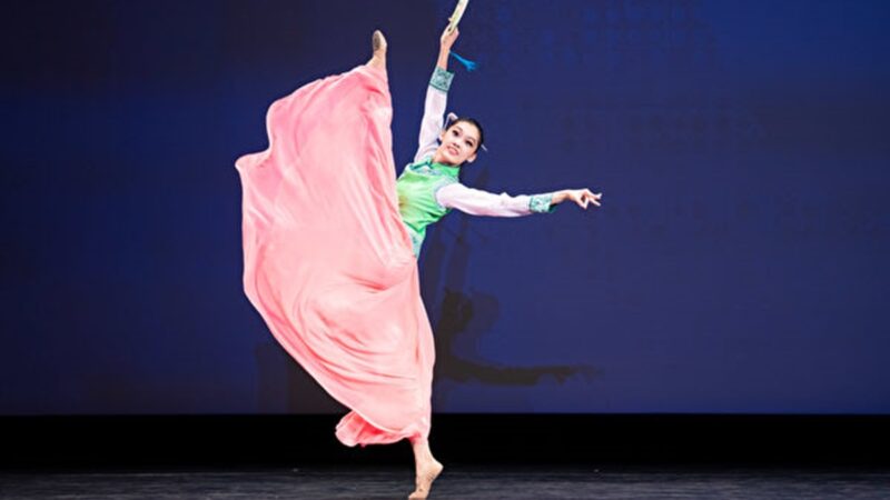 组图二：第九届中国古典舞欧美初赛少年女子组风采