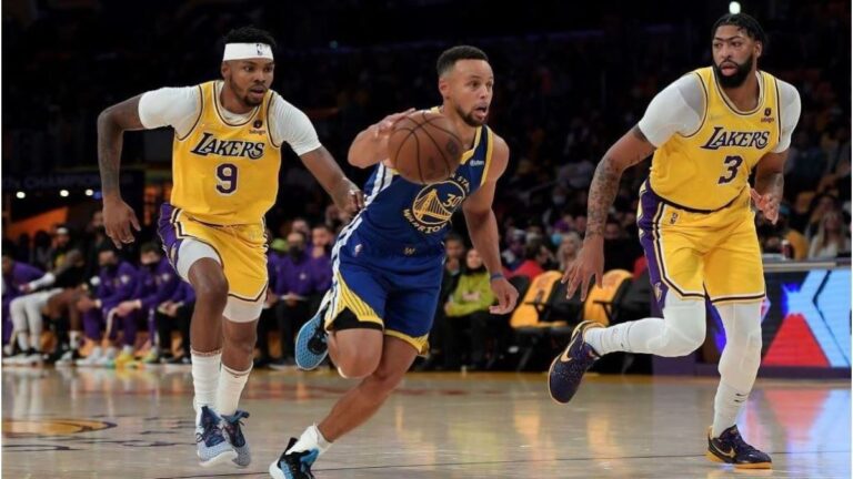 NBA庫里單場豪取45分 勇士險勝快船