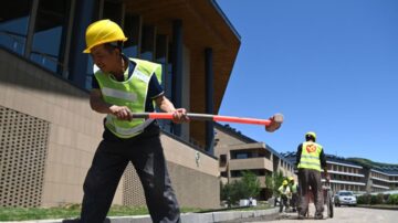 忧打折售房传导作用 陆多个三四线城市祭“限跌令”