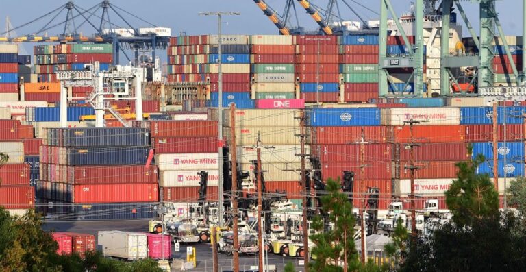 避免供應鏈中斷 白宮：沃爾瑪、UPS、聯邦快遞全天運營